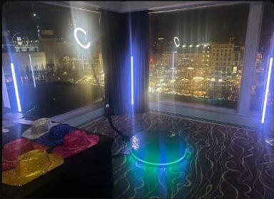 360 photo booth with props(3 hrs)